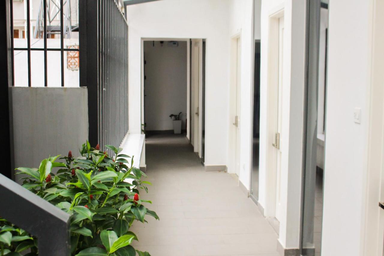 Хостел The Dorm Saigon (Adults Only) Хошимин Экстерьер фото