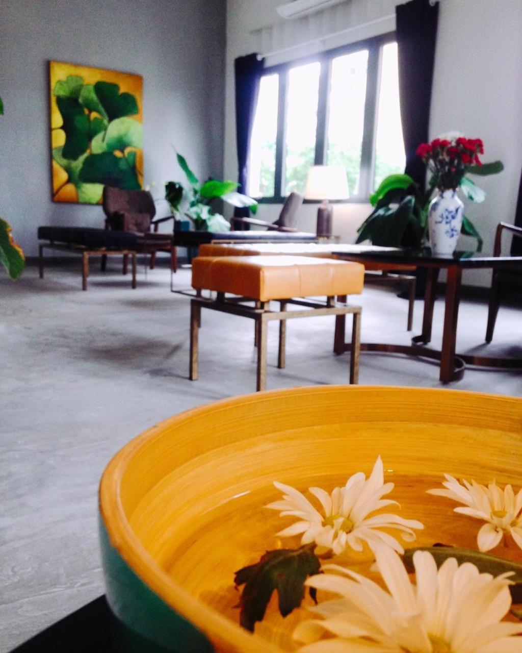 Хостел The Dorm Saigon (Adults Only) Хошимин Экстерьер фото